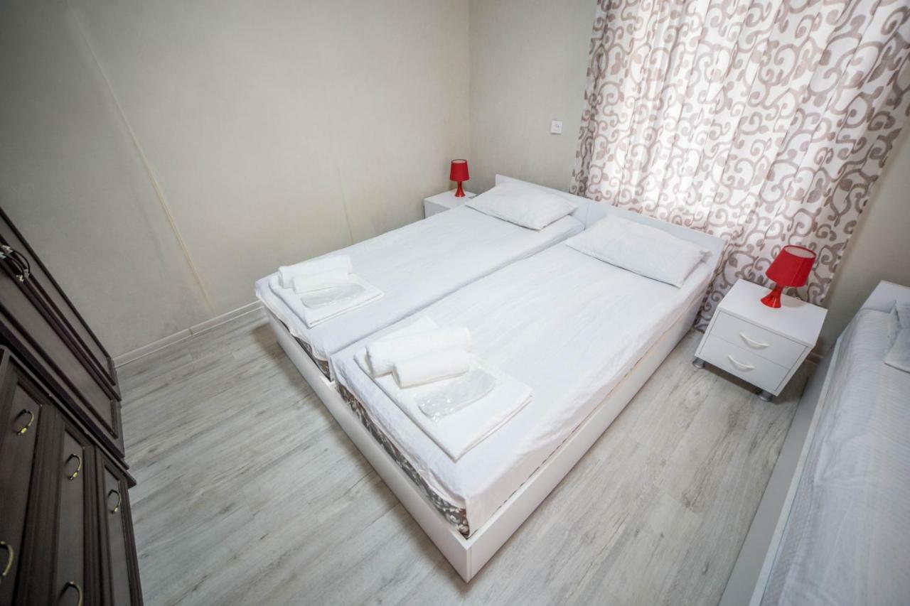 Guest House Theodora كوتايسي المظهر الخارجي الصورة